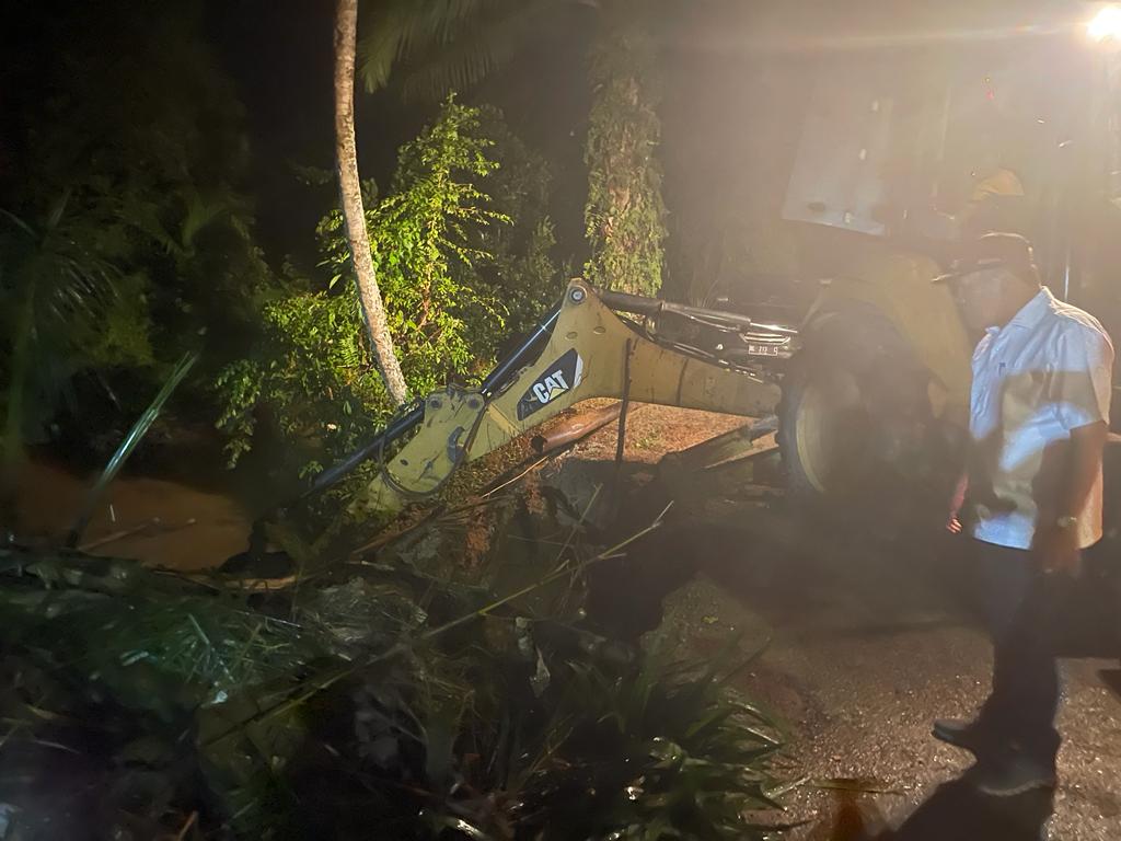 Tinjau Lokasi Banjir Di Tangan Tangan Begini Kata Pj Bupati Abdya