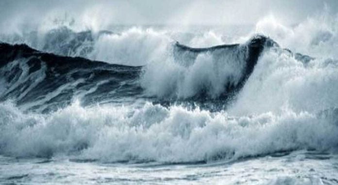 Ilustrasi Gelombang Tinggi