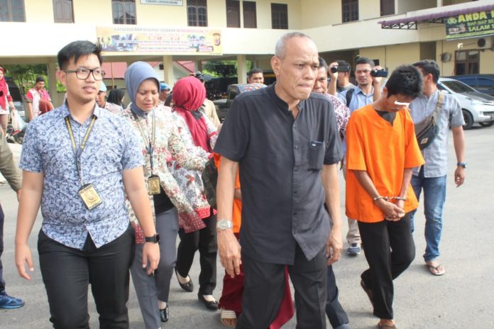 01de7e83-4697-414d-a326-6a0d3bfe7e98