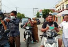 Cegah Dampak Buruk, Pengguna Jalan di Abdya Dibekali Masker