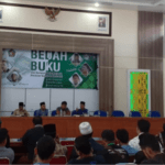 HMI Sigli Bersama Forum Lingkar Pena Gelar Bedah Buku Waled NU