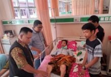 Staf Senator Fachrul Razi Serahkan Bantuan kepada Eks. Kombatan Kluet Timur Aceh Selatan