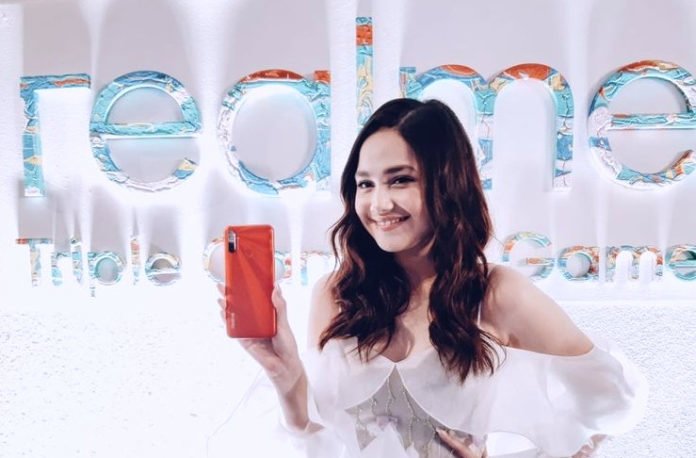 Spesifikasi dan Harga Realme C3 di Indonesia Spesifikasi dan Harga Realme C3 di Indonesia