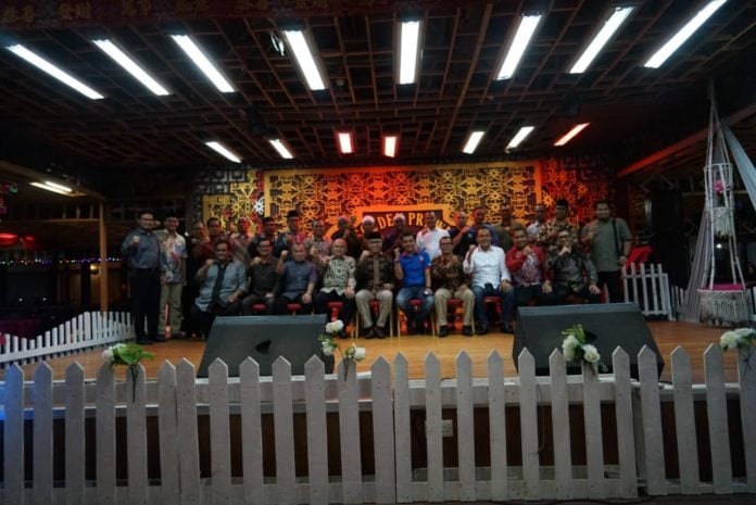 b2acf3a4-1caa-4511-be3a-c056c841abe4