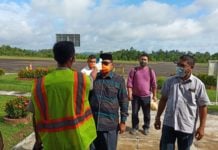 Perdana, Satgas Antisipasi Virus Corona Cek Suhu Badan Penumpang di Bandara Udara Lasikin