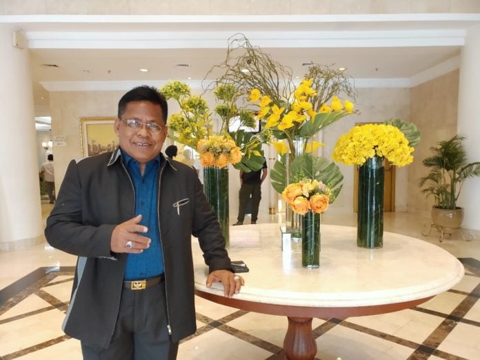 d8966b6f-f186-47f4-a7f2-e28876cfe00b