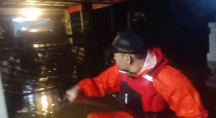 Banjir Capai 1,5 Meter, Ratusan Warga di Kecamatan Darul Imarah