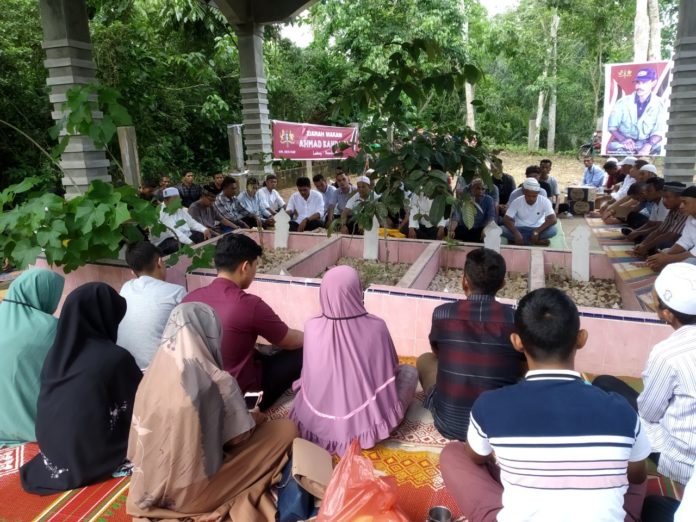 KPA Pasee Ziarah Makan Tgk Ahmad Kandang