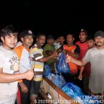 1.000 Nasi Sahur untuk Para Pengungsi Dari Relawan Evakuasi Banjir Pijay