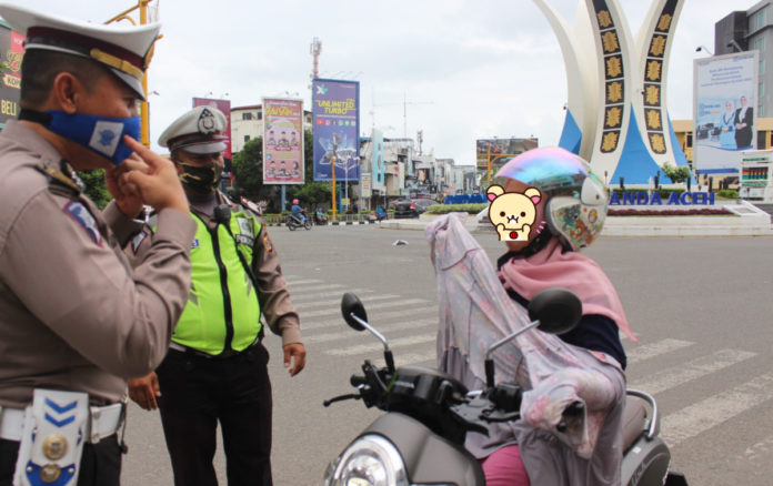 polisi razia masker
