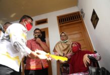 Wali Kota Banda Aceh Apresiasi Tati Mutia yang Bangun Rumah untuk Korban Kebakaran