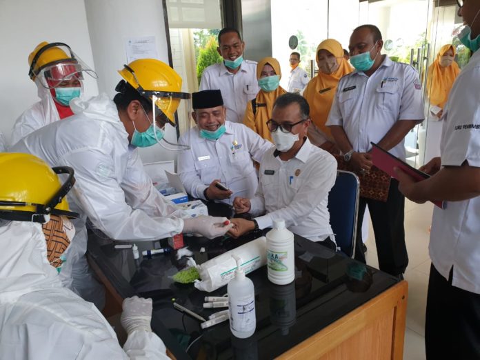 WhatsApp Image 2020-06-10 at 19.36.46 Rapid Test di Kantor Bupati Pijay