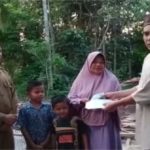 Rumah Janda Miskin Roboh, Baitul Mal Aceh Utara Salurkan Bantuan Masa Panik