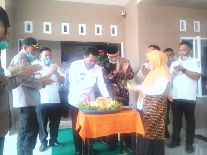 4f902b8b-9fbd-4dc6-8635-4f13bcd44a47