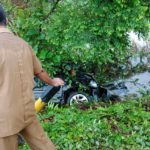 Hendak Menuju Kantor, Camat Trumon Timur Alami Laka Tunggal