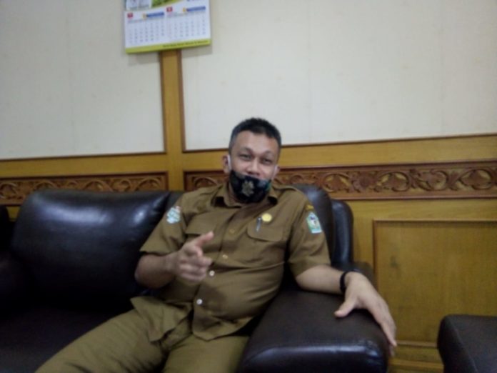 c33ad293-7df7-48b3-b12f-1fc4f161c2a2