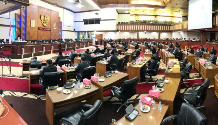 16013830347461100013