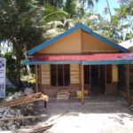 Polisi di Simeulue ini Sisihkan Gaji Bangun Rumah Layak Huni Untuk Penderita Tumor Ganas