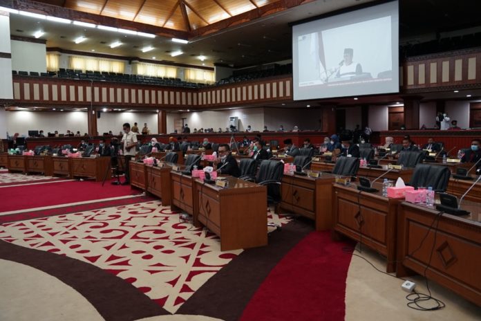 pembukaan-sidang