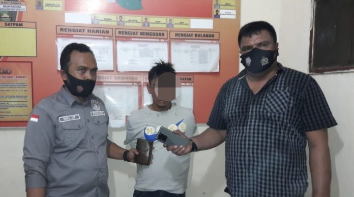 5A84C8BF-0637-4849-9960-1FF485C93513