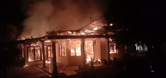 ED57C930-C1E1-4EA3-92B8-E1FA959C9500