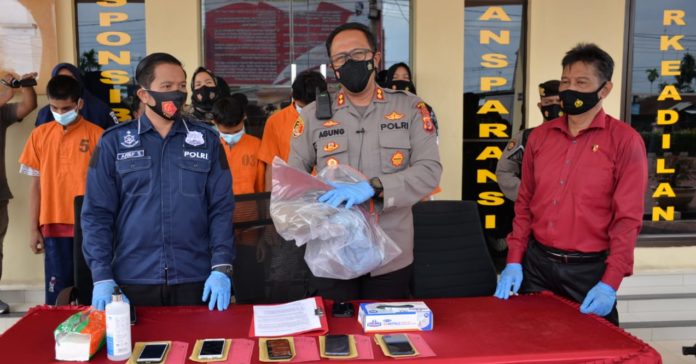 20210331-img-20210331-wa0012