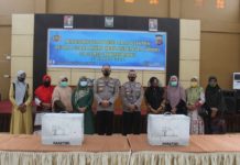 Kapolda Aceh Salurkan Bantuan Mesin Jahit Untuk Delapan UMKM di Lhokseumawe