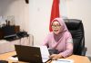 Ketua TP-PKK Aceh, Dr.Ir.Dyah Erti Idawati, MT membuka Webinar “Kelas Edukasi Menyusui” dengan tema Inisiasi Menyusu Dini dan Rawat Gabung, di Rumah Dinas Wakil Gubernur Aceh, Banda Aceh, Sabtu (12/6/2021).