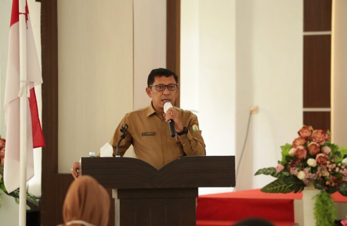 Kepala Dinas Pendidikan Aceh, Drs. Alhudri, MM