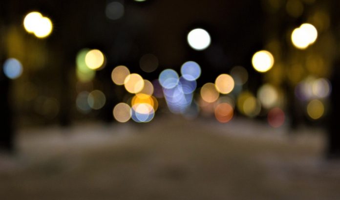 cara-memperbaiki-foto-yang-blur-dengan-picsart