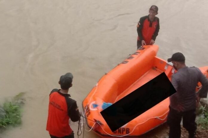 aae9007a-71fd-446f-a63c-db4d1fc93331