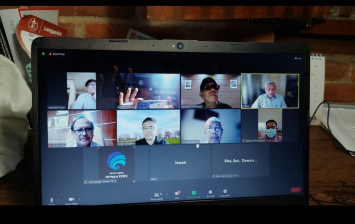 d393827d-1b3c-4b27-b165-79de63ef3104