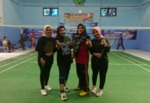 Laga Eksibisi Meriahkan Pembukaan Turnamen Bulu Tangkis PPBC CUP 2022