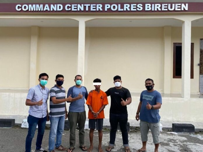 360d1445-77e8-4531-8b42-d0e5a598b3fd