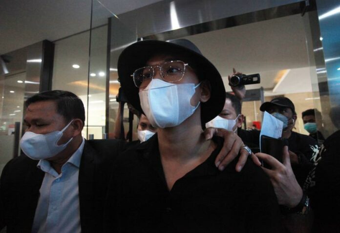 saksi-terlapor-kasus-aplikasi-binomo-indra-kesuma-atau-indra_220224150921-389