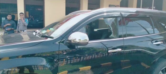 6939b385f6a04b832694a6a6dc6db809