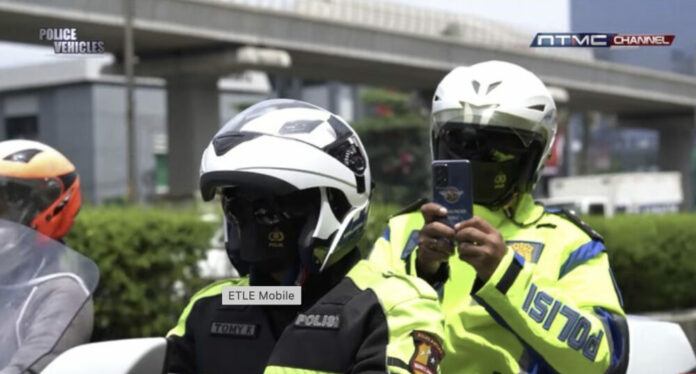 78805a221a988e79ef3f42d7c5bfd418