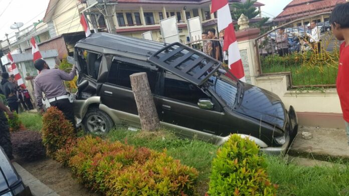 ce82be5a4db234d6416abd169d778275