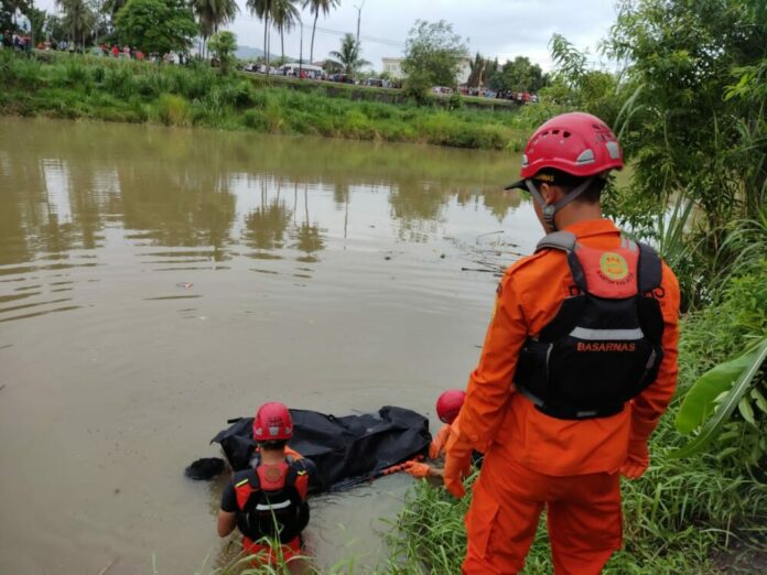 de333f6fde26eca595ce52748d4c0cb1