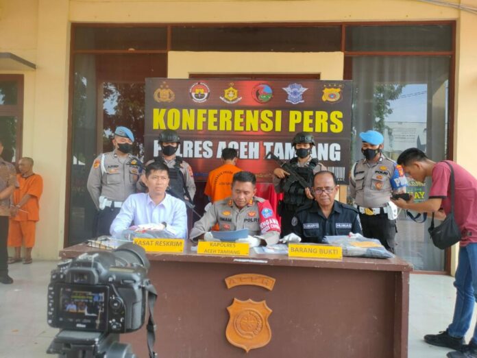 3f06bedfee911840fcf3057713adc8c9