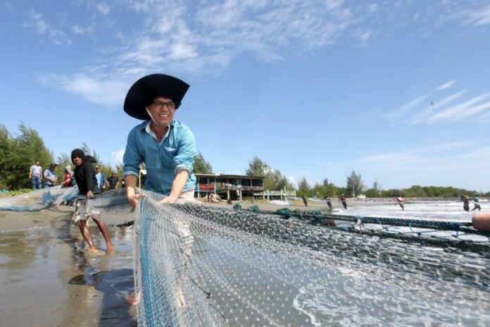 7c81c980809b8e26e1506116d1b68216