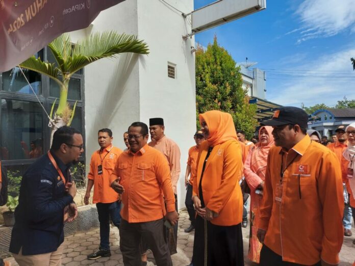 6cf83fc1c858bc55ddc2f83bc1534c6e