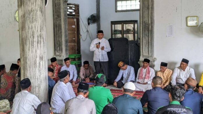 c3389c34c3177a0cb9a3eef6f8199e6b