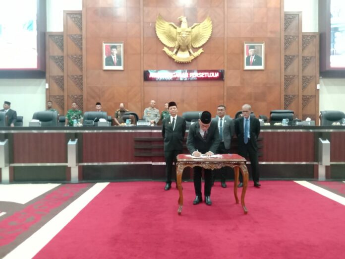 cea9515780d51e14be54a89715293988