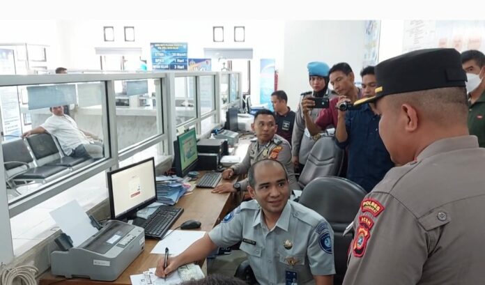 2516261ae2a1f74f67b2b5b0bbdaf2b3