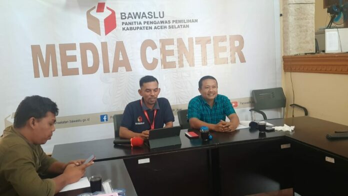 6babb2faefac25f201b08a9dc2e90120