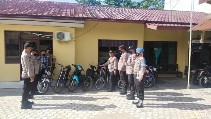 8f6a79abd44852550442ee93127474f9