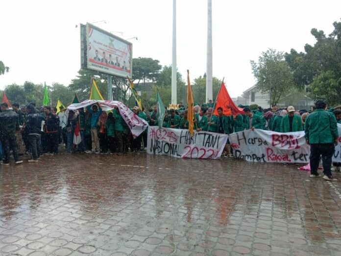 1a54cdca2b71d41db93e618c77ddaeb7