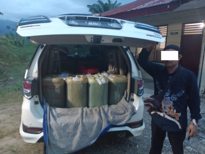 8672615cc15653a27bb62bad90bacc40