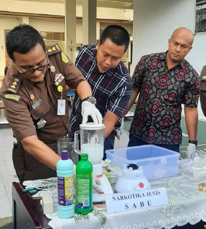 9619a2245dcc4831b03a2d8135e9a0cd